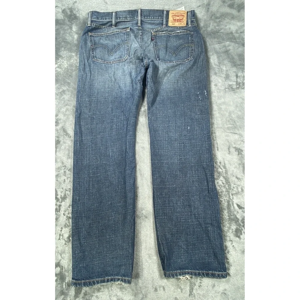 Levis excellent pre